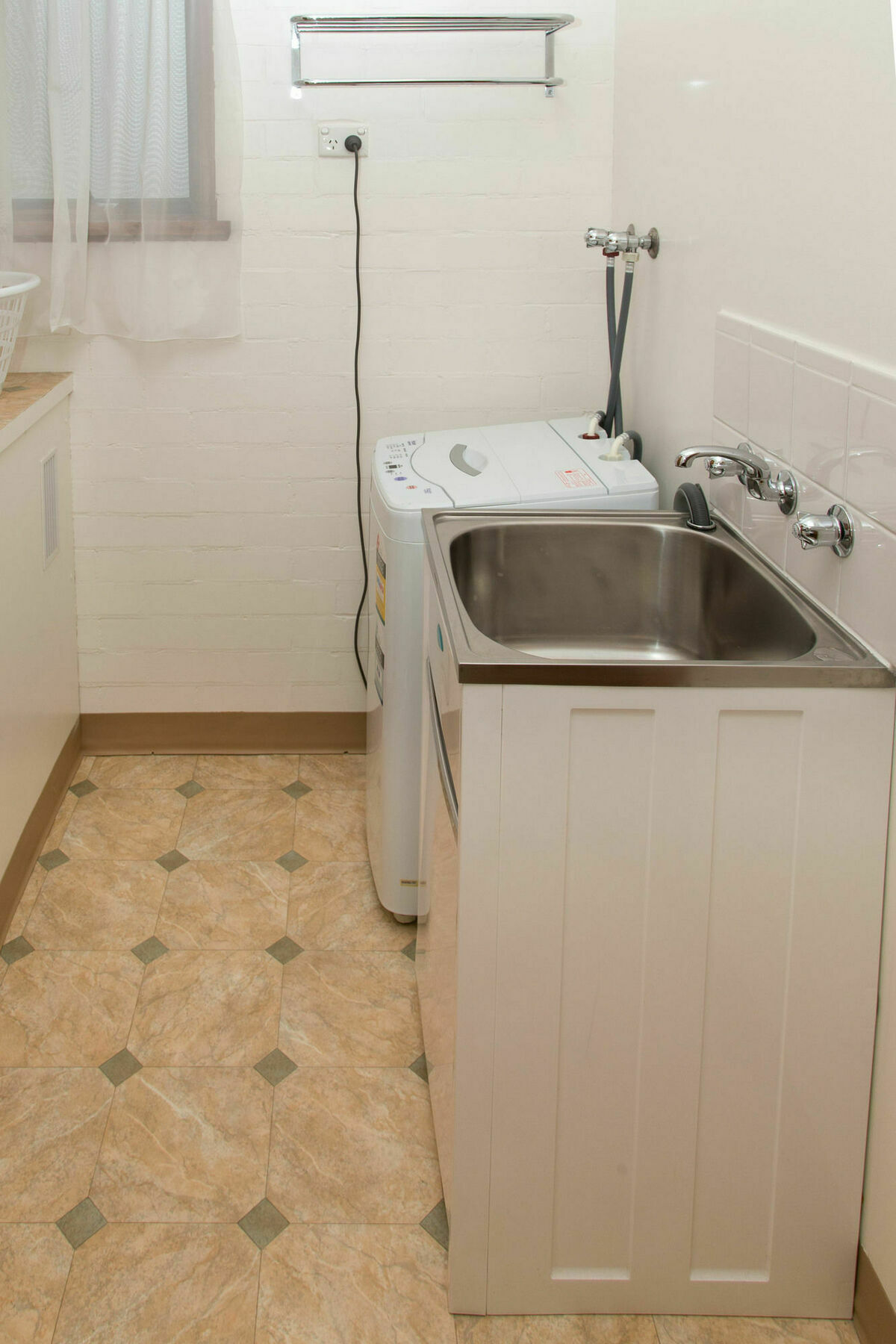 Sandpiper Holiday Apartments Lakes Entrance Extérieur photo